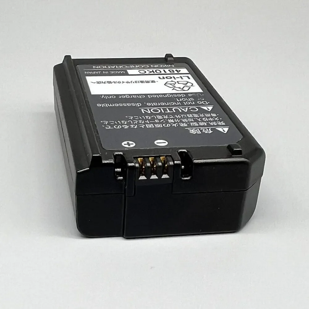 Genuine Nikon EN-EL7 Battery for Coolpix 8400/8800 Cameras OEM (25656) UNTESTED
